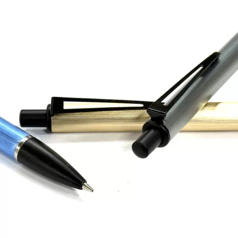 06- 0,5 pixiron Metál, 3 színben - M8779